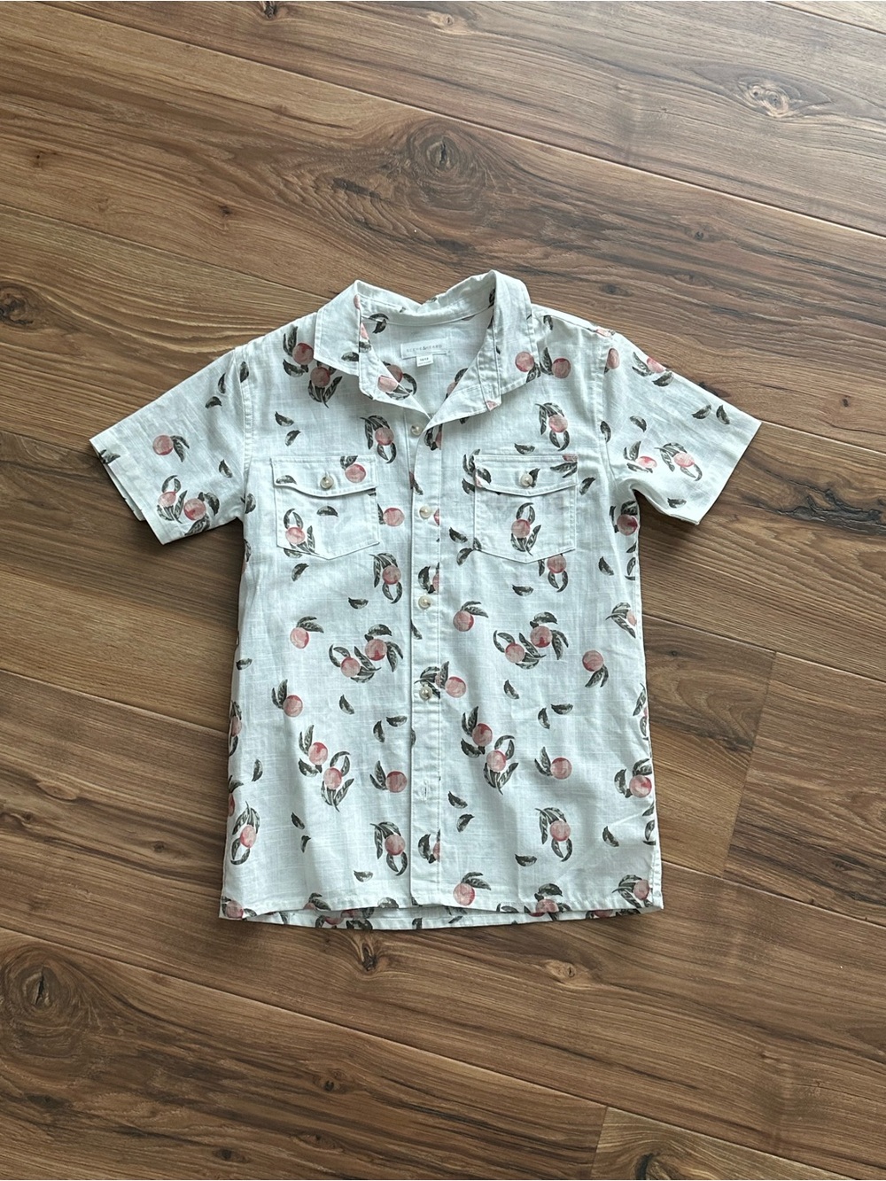 Boys' Short-Sleeve Button-Down Shirt in White with Peach Print